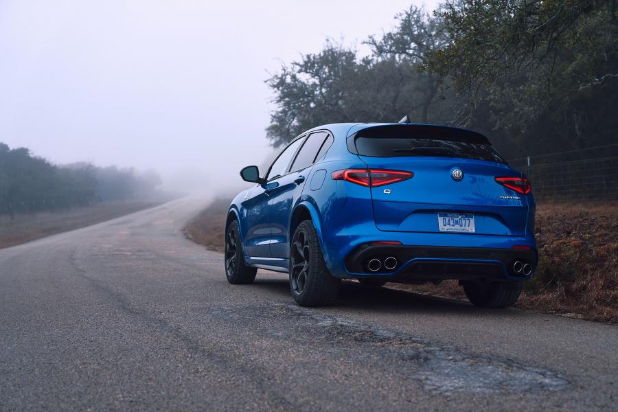  Alfa Romeo Stelvio Quadrifoglio (949) 2018 года  (NA) (фото 6 из 40)